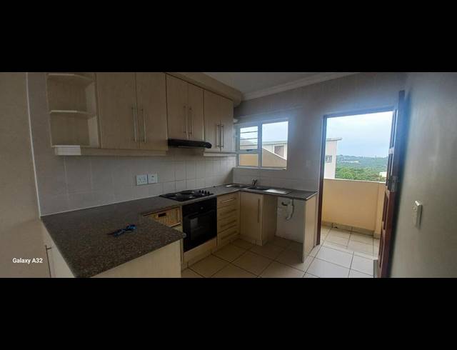 2 BEDROOM PROPERTY TO RENT IN MANABA BEACH